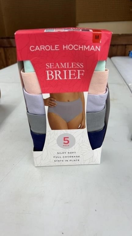 New seamless briefs