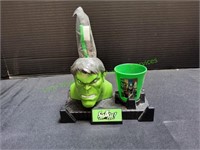 Hulk Smash Toddler Tooth Brush Holder Set