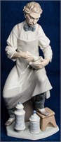 Retired Lladro Figurine The Pharmacist 4844