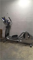 Life Fitness X8 Elliptical Machine           ZFA