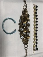 Lot of 3 bracelets and 1 necklace