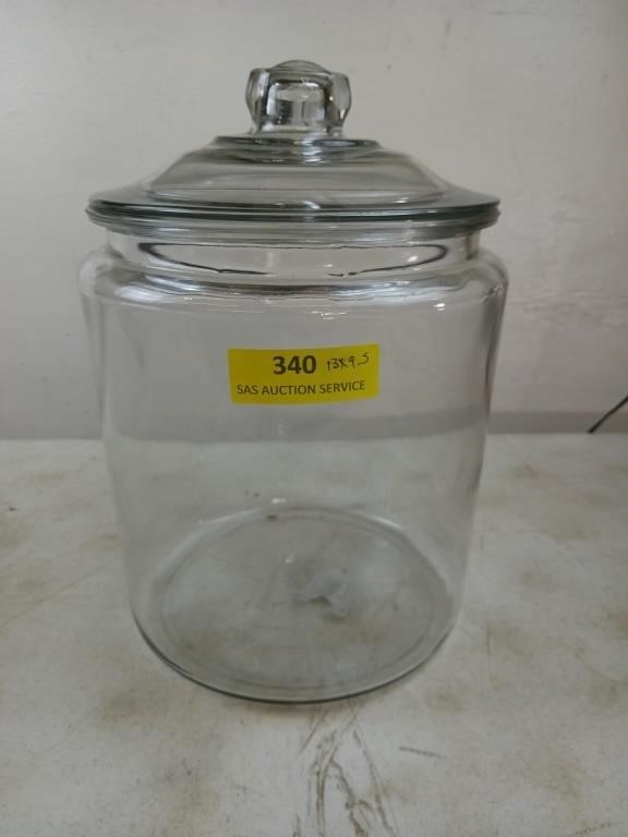 Large round glass jar with lid 13x9.5