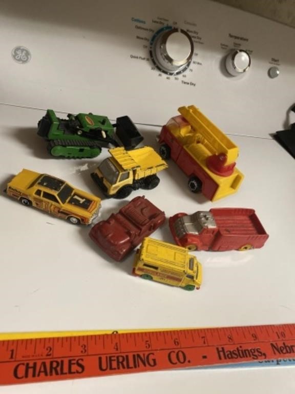 SMALL PLAY VEHICLES INCLUDING A COUPLE TONKA