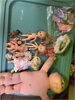 CABBAGE PATCH DOLL AND OTHER LITTLE DOLLS AND