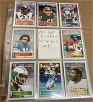 1983 Football cards  306 count