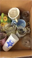 Box lot to include miscellaneous glasses, mugs,