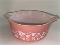 Pyrex Pink Gooseberry Casserole Dish
