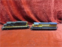 (2)Lionel engines. Monon, Northern Pacific.