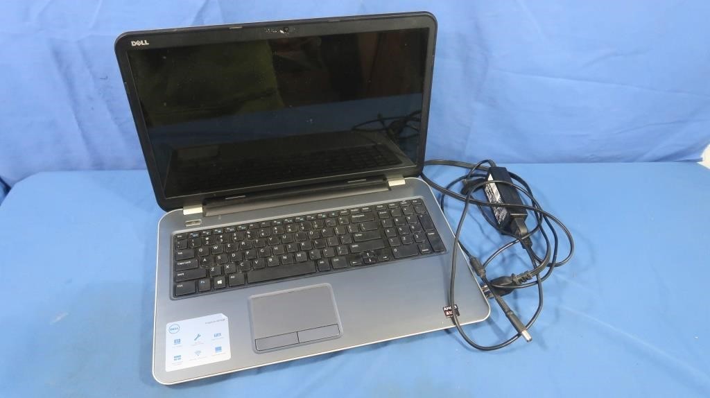 Dell Laptop Model PI7E w/Plug
