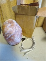 Himalayan salt lamp