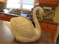beautiful swan figure by NAO Spain large