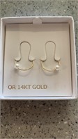 14k Gold Hoop Earrings With Pearl