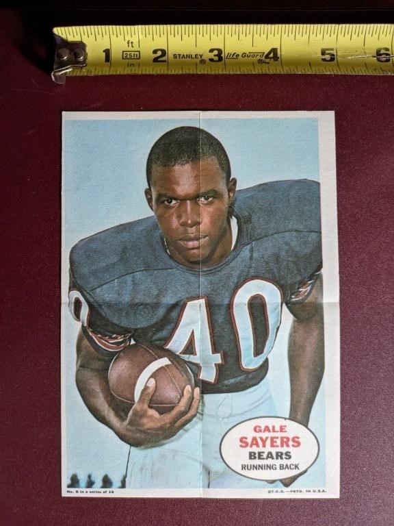 1968 Topps Gale Sayers 5x7 Folded Poster #8