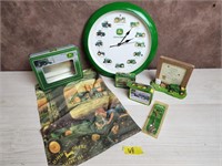 John Deere Clock / Items