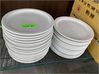 LOT: 9" Side Plates