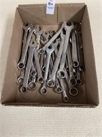 Lot of standard box wrenches