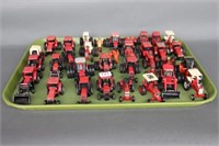 LARGE GROUP OF CASE IH TRACTORS - 1/64