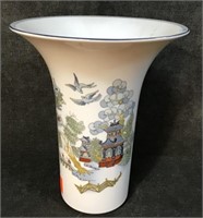 Asian Design Vase - 7"