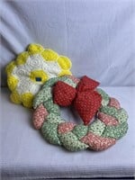 Hand crochet pillow & quilted wreath