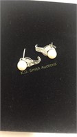 14kt Gold & Pearl Earrings - 3 grams