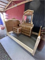 4pc bedroom set dresser mirror side n headboard