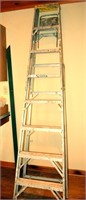 WERNER 8 FT ALUMINUM LADDER