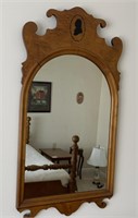 ANTIQUE MAPLE MIRROR.