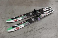 Pair of Victory 168cm Hydro Slide Water Skis