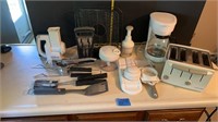 Kitchen lot, coffee maker, toaster, choppers &