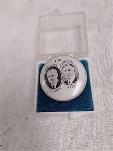 Vintage presidential campaign pin