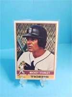 OF) Sportscard-1976 Mickey Stanley