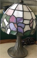 R - STAINED GLASS TABLE LAMP (L39)