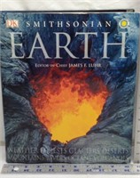 C4) SMITHSONIAN EARTH BOOK