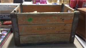 WOODEN CRATE 19"X13"X11"