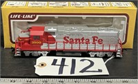 Life-Like HO Scale Santa Fe Train Engine