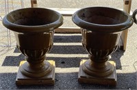 (O) Vintage Pottery Plant Pots (bidding on one