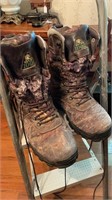 Pair of Rocky 1000 Insulated Camo Boots, Size