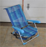 Folding beach chair, see pics