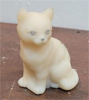 Fenton Glass Artist Signed Cat Paperweight /