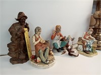 Set of 6 Figurines