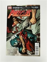 Autograph COA Avengers #22 Comics