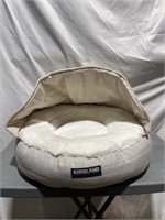 Signature Pet Bed 22x22in