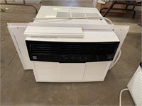 LIKE NEW AIRCONDITIONER