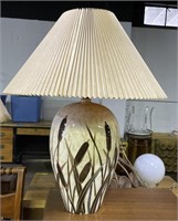 (H) Cat Tail Ceramic Table Lamp 31”