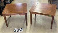 2 Oak end tables 28”x24”x22”