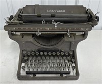 Vintage Underwood Typewriter