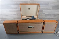 R.C.A. VICTOR DIAMOND SERIES RECORD PLAYER