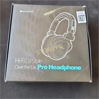 New in box Pro Headphones