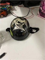 Motorsport skull helmet