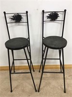 WOW HANDCRAFTED HEAVY WROUGHT IRON BAR STOOLS